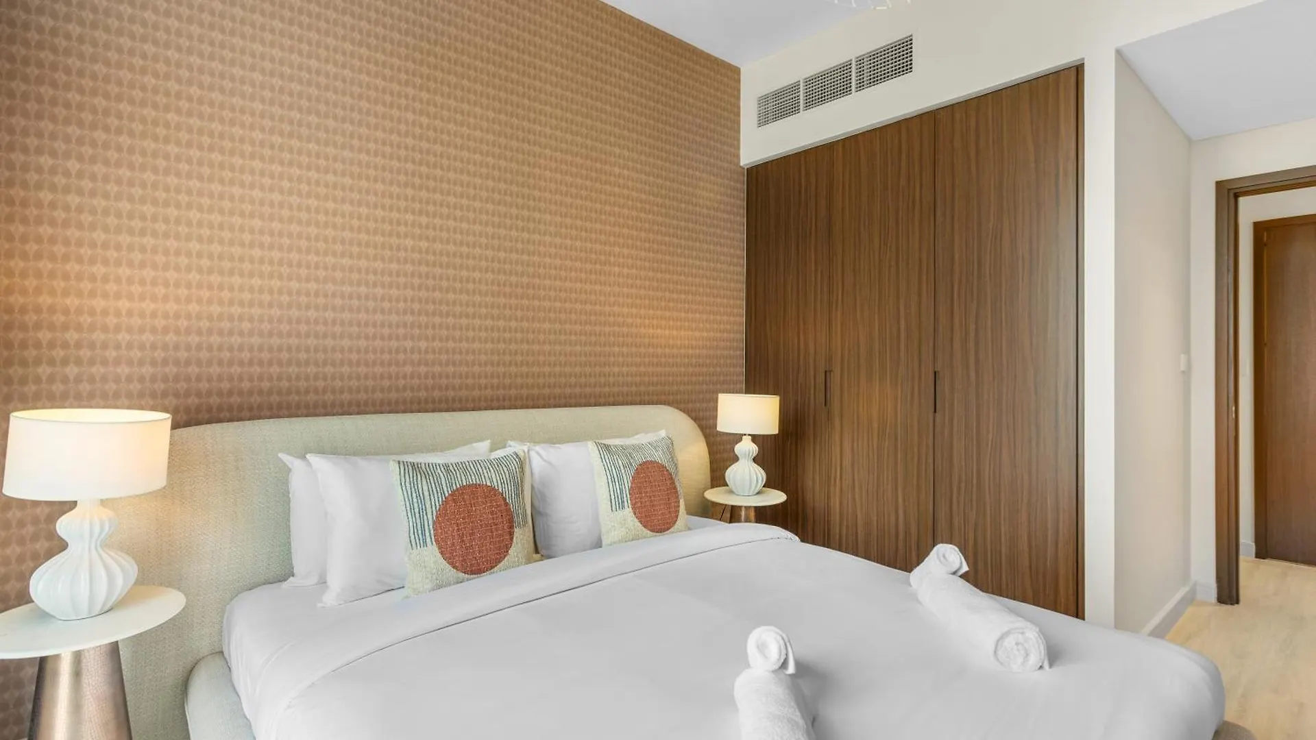 Sophisticated 1 Bedroom Apartment Creek Harbour Dubai