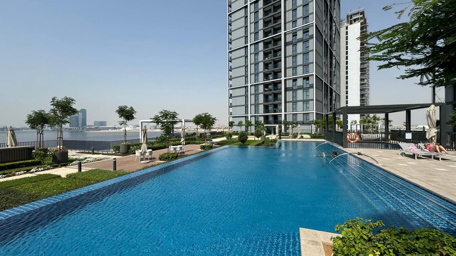 Sophisticated 1 Bedroom Apartment Creek Harbour Dubai