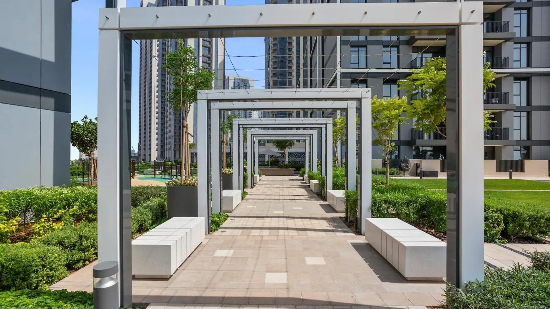 Sophisticated 1 Bedroom Apartment Creek Harbour Dubai