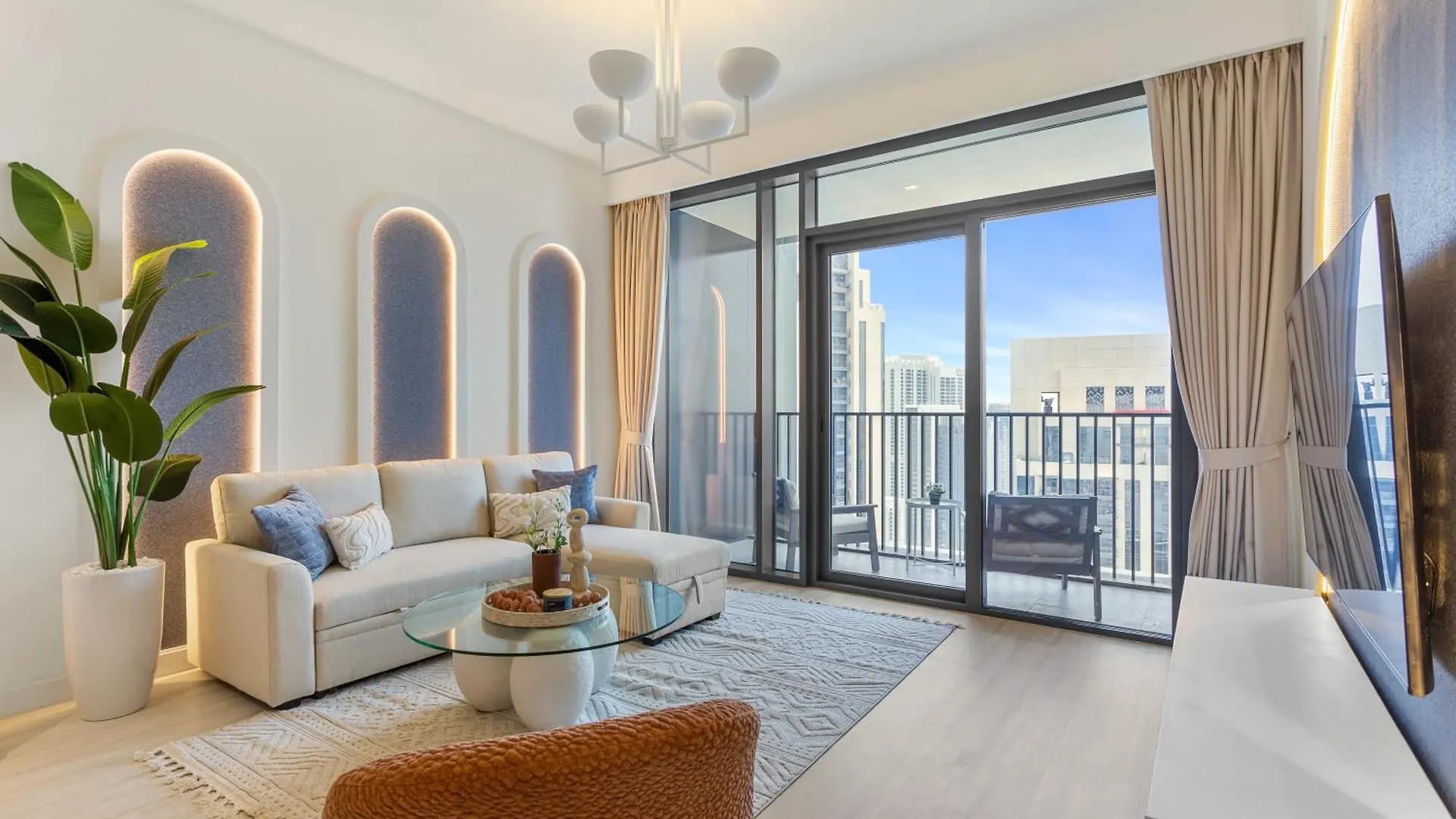 Sophisticated 1 Bedroom Apartment Creek Harbour Dubai