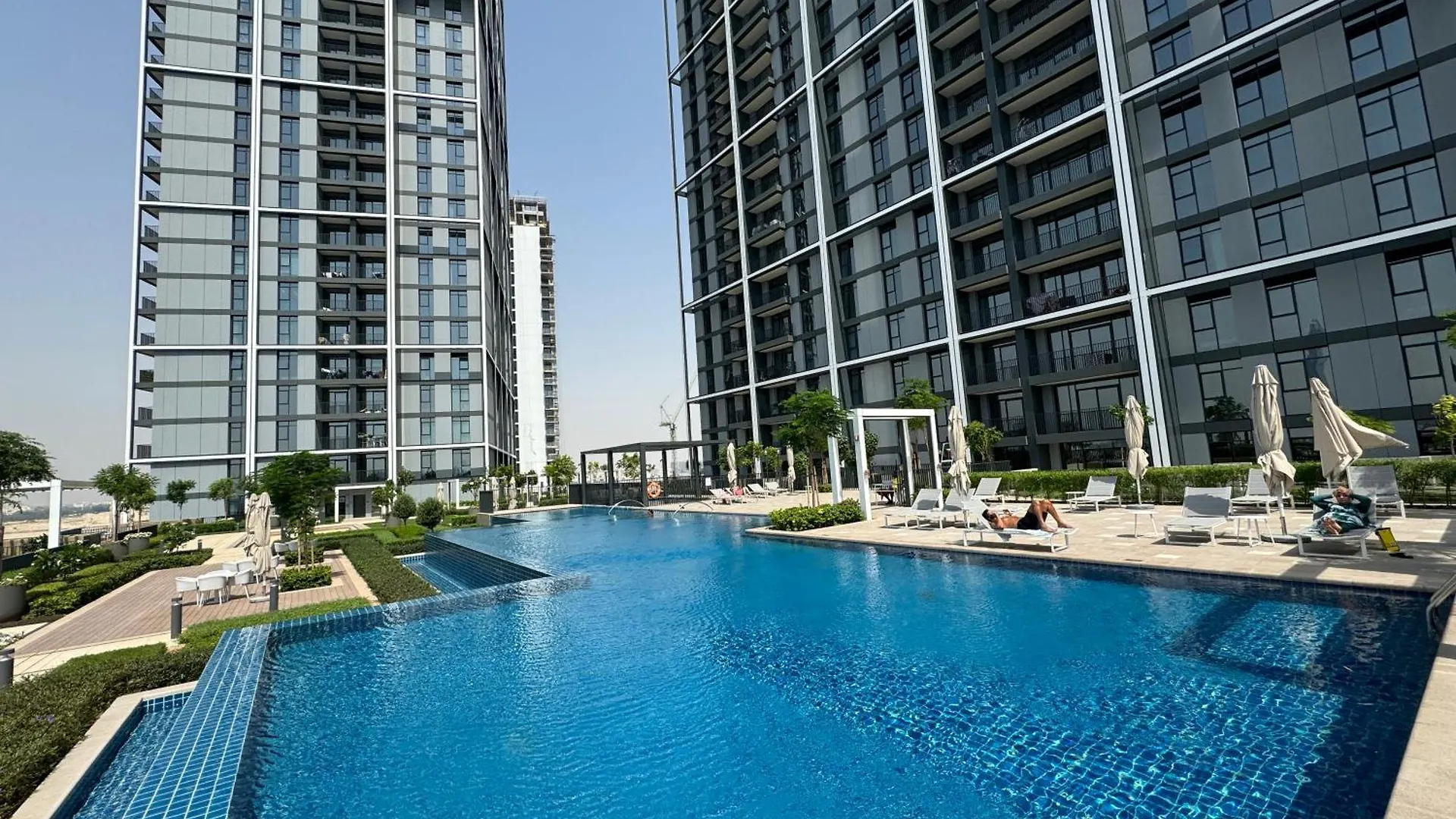 Sophisticated 1 Bedroom Apartment Creek Harbour Dubai