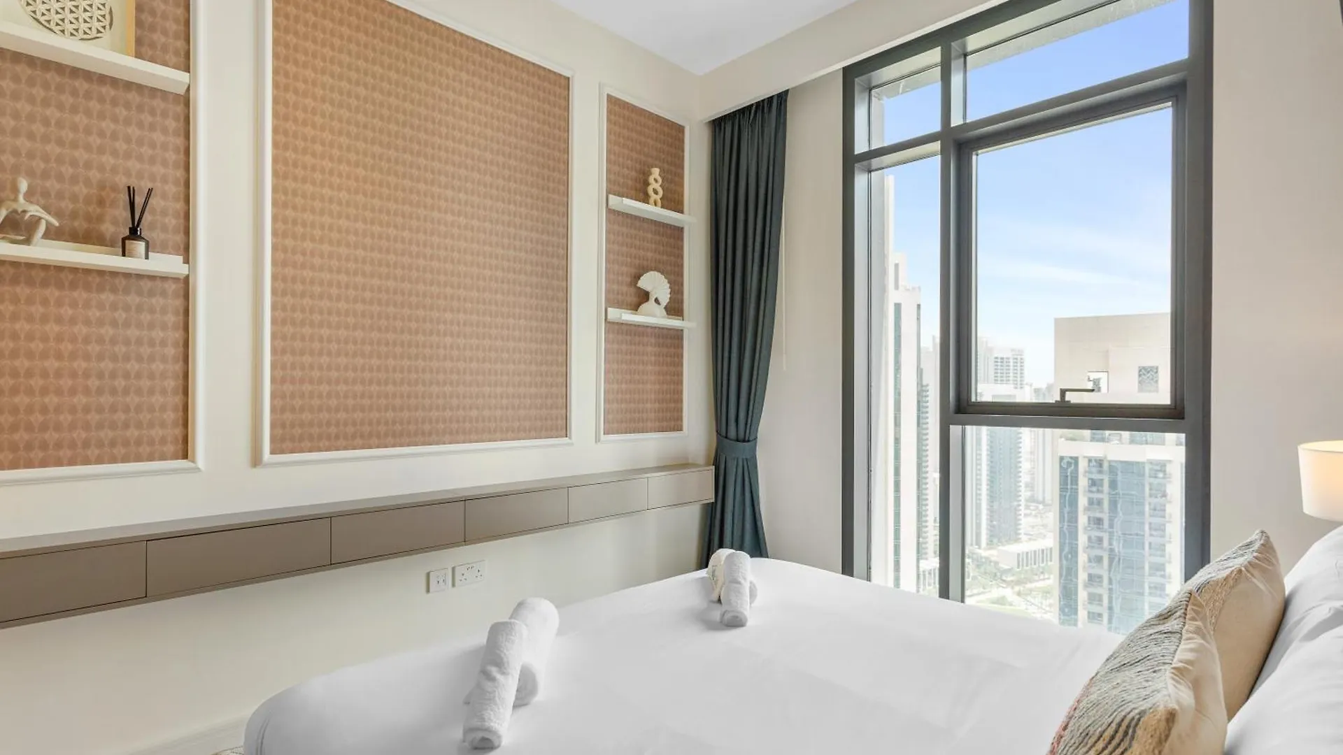 Sophisticated 1 Bedroom Apartment Creek Harbour Dubai